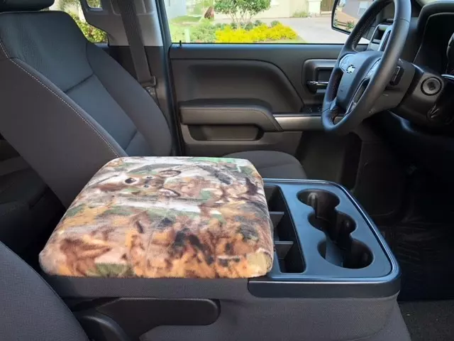 Buy Center Console Armrest Cover Fits the Chevy Silverado 1500 2014-2018-All Models & Trims with 40/20/40 front seats -Fleece Material​