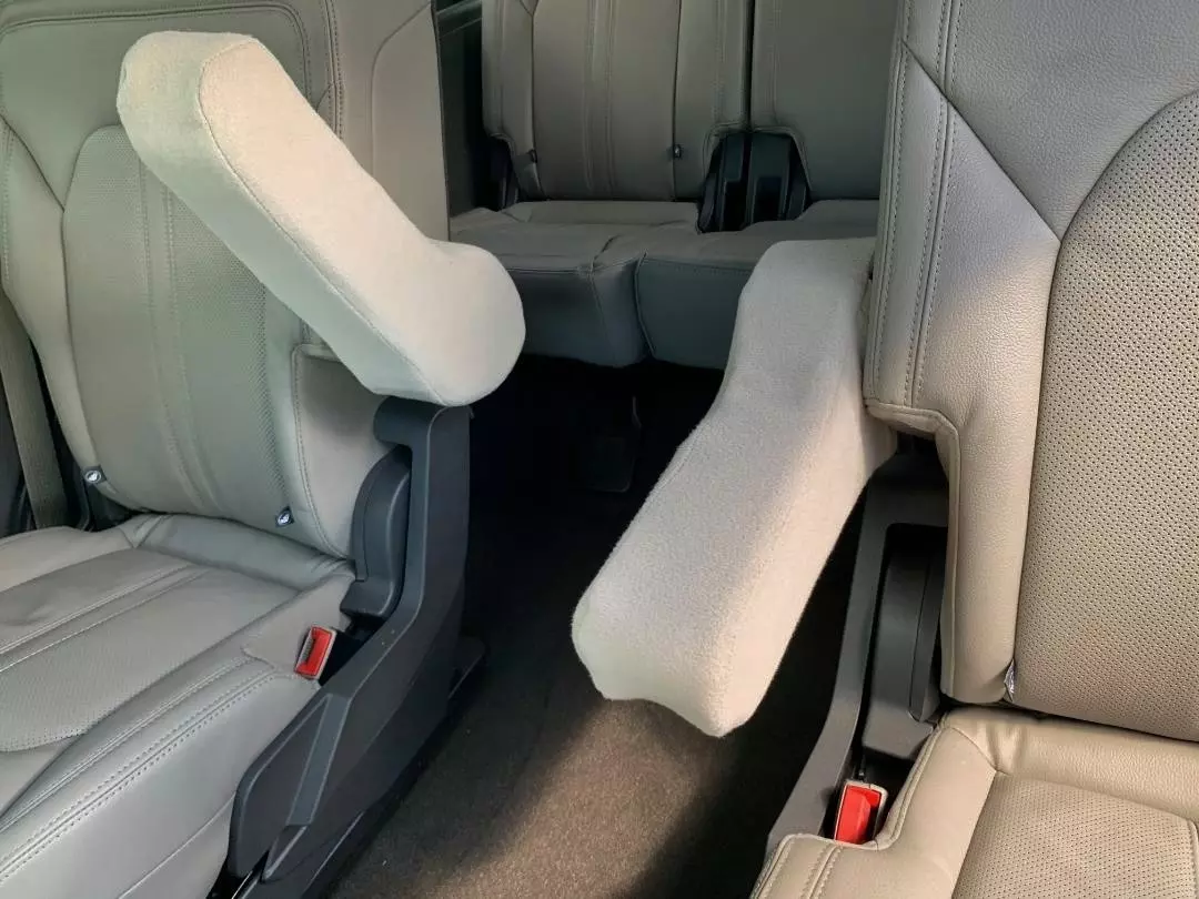 Ford Expedition & Lincoln Navigator 2019-2020 - Fleece Armrest Cover