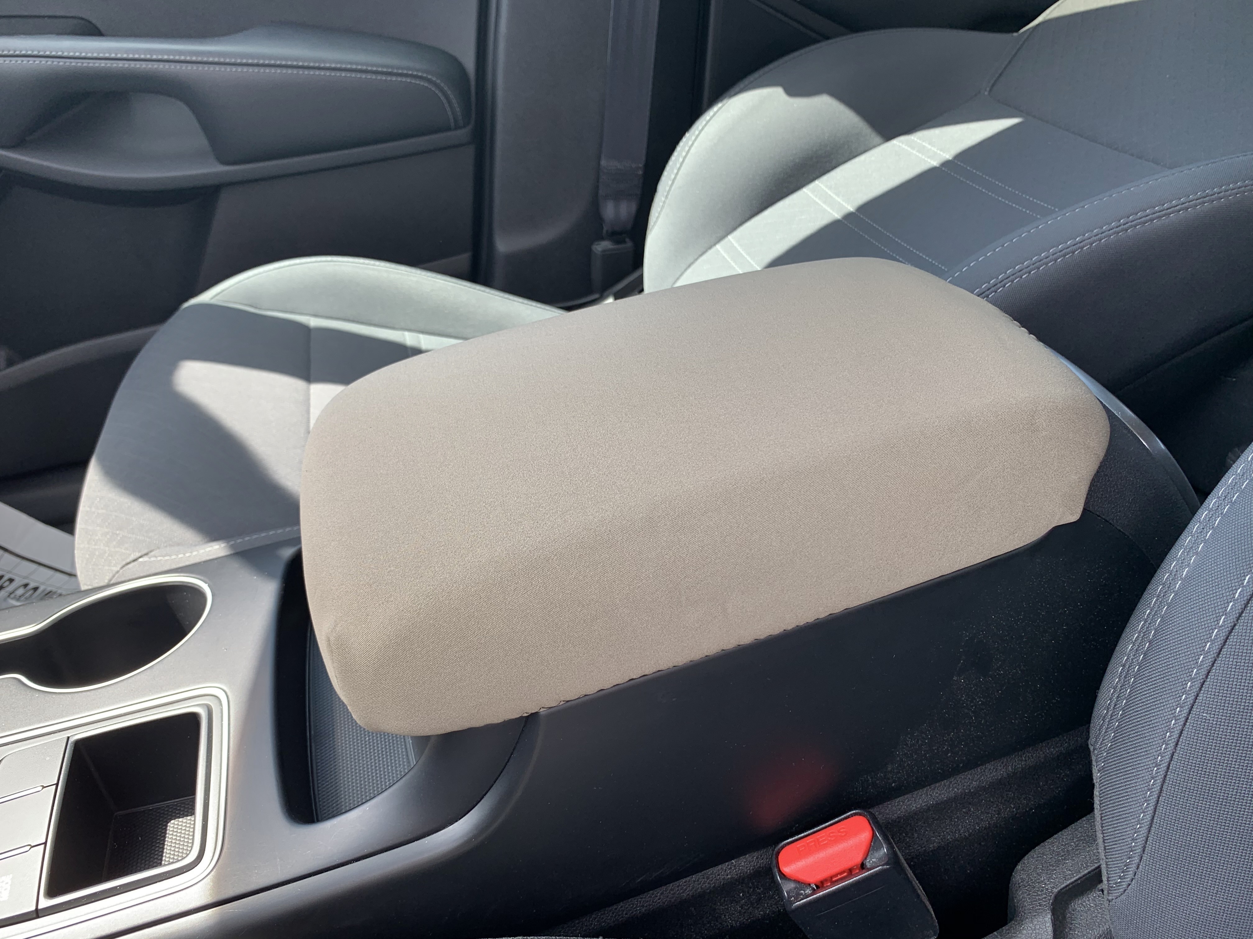 Neoprene Center Console Armrest Cover KIA Sorento 20172020