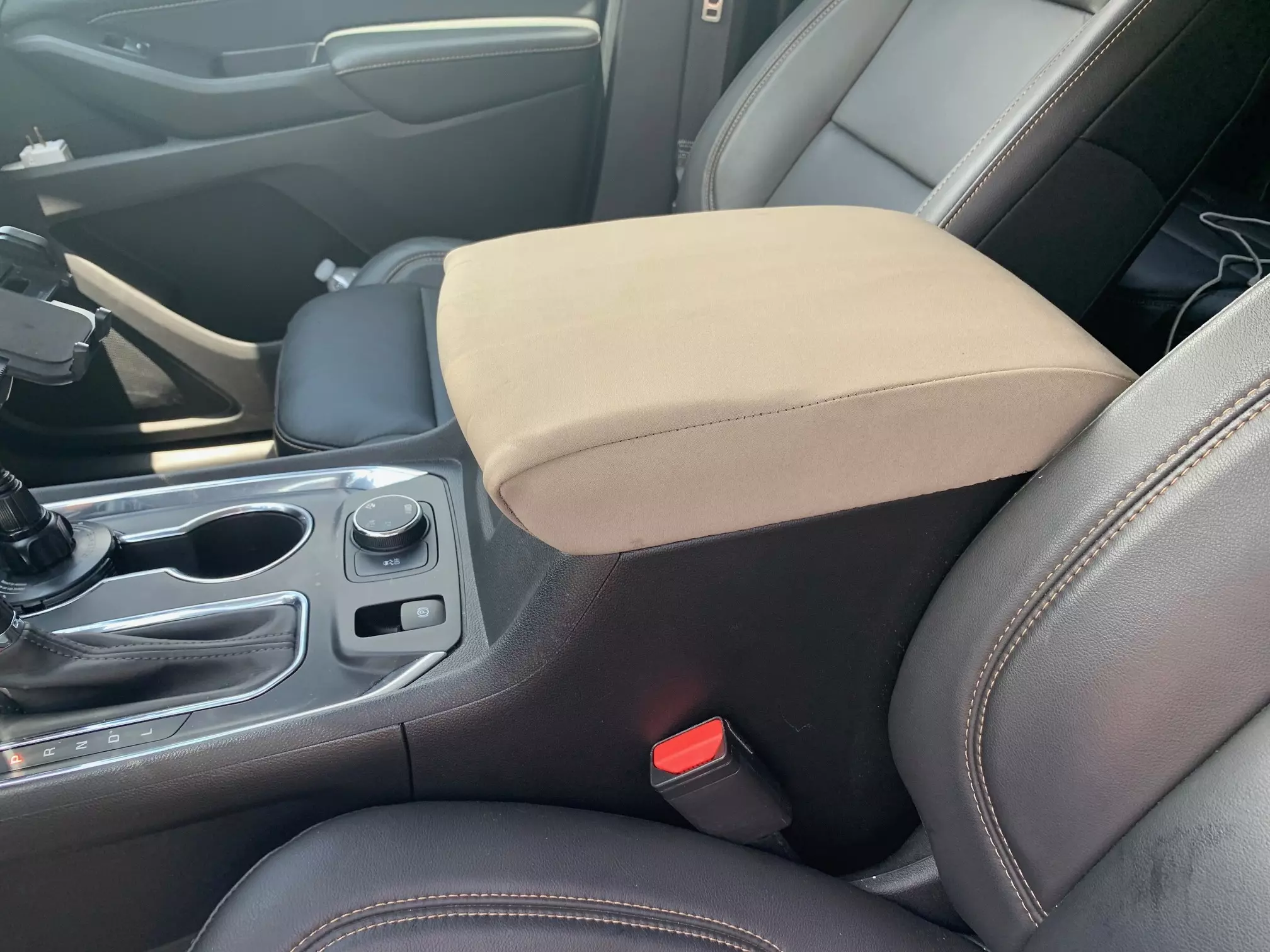 Vinyl Skin Console Armrest Cover for 07-14 Chevy Traverse Gray